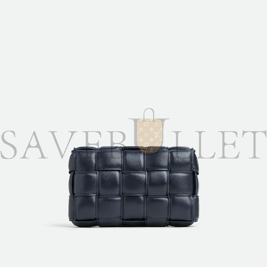 BOTTEGA VENETA SMALL PADDED CASSETTE (19*12*5cm) BOTTEGA VENETA SMALL PADDED CASSETTE (19*12*5cm)